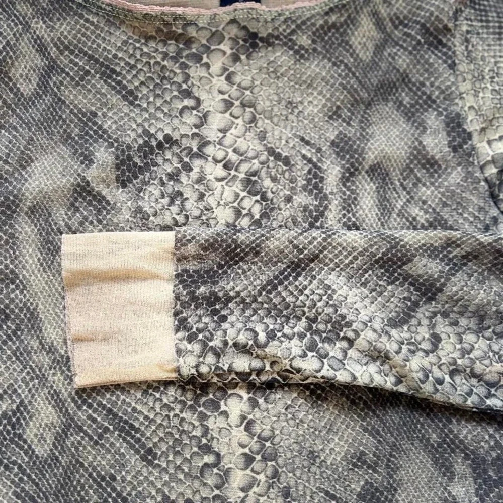 Stunning Rare 90s limited mesh snakeskin‎ top The Limited small EUC